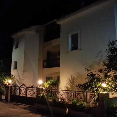 Gæstehus Friderica House Poros (Kefalonia)